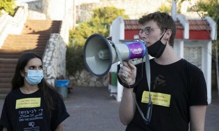 Honneur aux 60 lycéens israéliens qui refusent de servir dans l’armée de l’apartheid