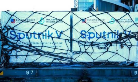 Le Sputnik V élément du soft power russe : ‘Le Russie profite sans doute de sa plus grande percée scientifique depuis l’ère soviétique’