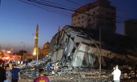 Gaza: Le ciblage des tours résidentielles est un crime de guerre composé