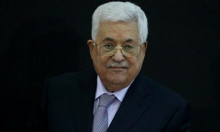 Un institut de recherche israélien recommande d’œuvrer pour empêcher la chute d’Abbas