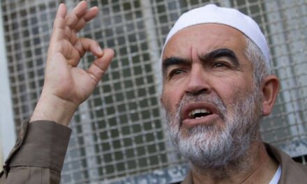 Cheikh Raed Salah : L’escalade de l’occupation à Al-Aqsa est désespérée et infructueuse