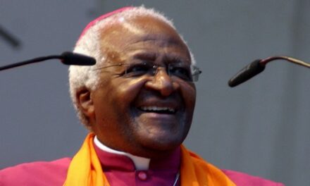 L’AFPS salue la mémoire de Desmond Tutu