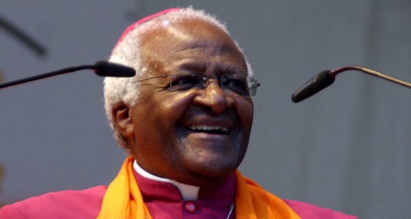L’AFPS salue la mémoire de Desmond Tutu