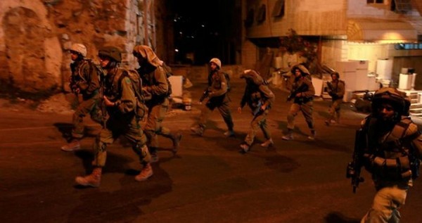 Raids et arrestations dans différentes zones de Cisjordanie