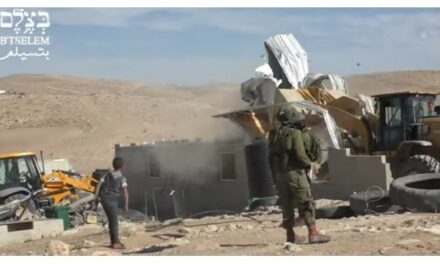 Israël démolit les maisons de trois familles à Khirbet al-Fakhit, Masafer Yatta
