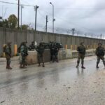 L’occupation israélienne arrête 100 Palestiniens dans le Néguev… et referme la route Jénine-Naplouse