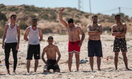 La municipalité de Gaza effectue des tests pour sélectionner des sauveteurs en mer